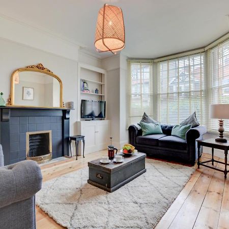 Stones Throw Villa Cromer Exterior photo