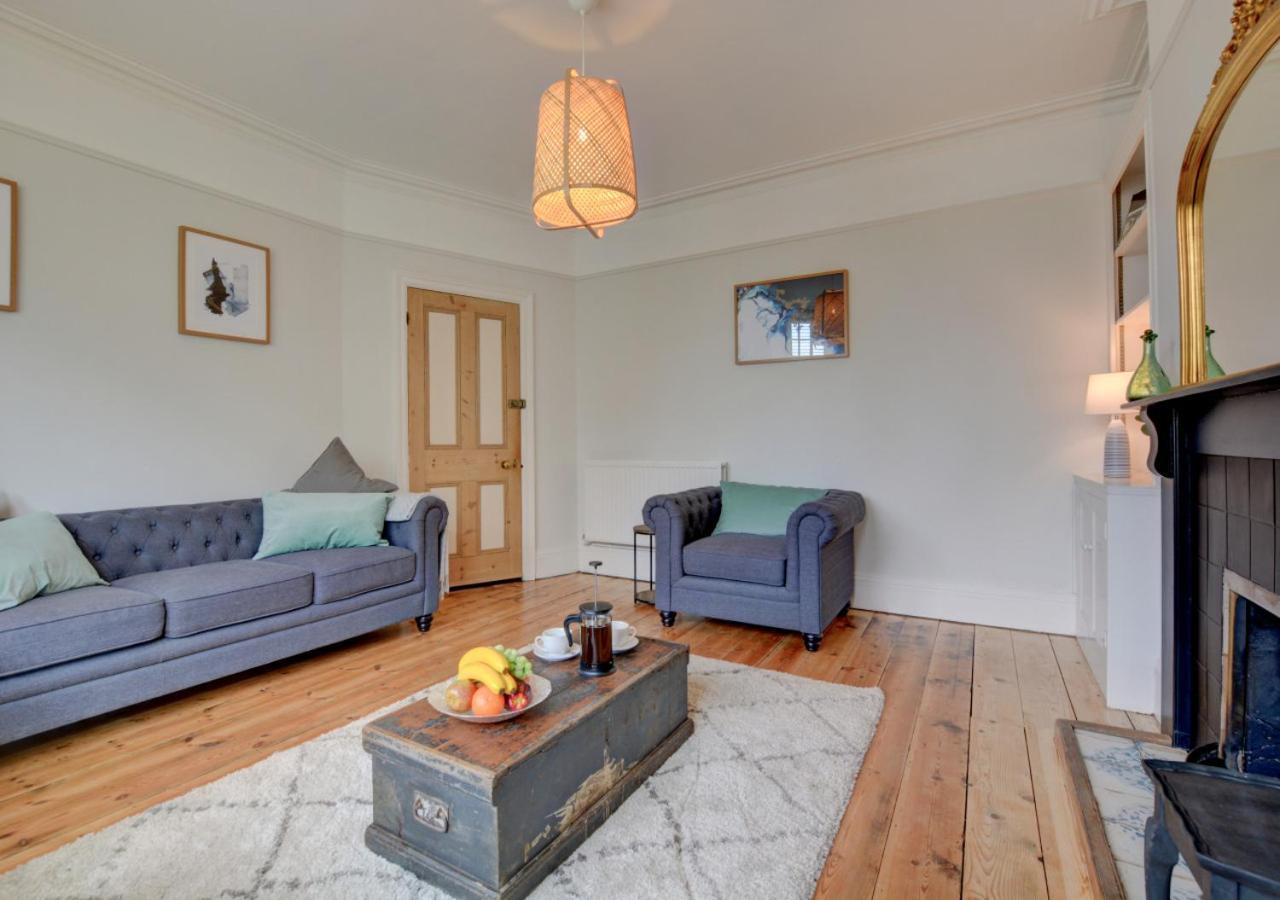 Stones Throw Villa Cromer Exterior photo